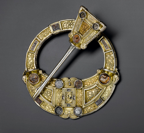 Hunterston brooch (front). Silver, gold and amber. Hunterston, southwest Scotland, AD 700–800. © National Museums Scotland.