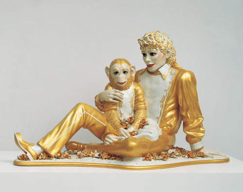 Jeff Koons. Michael Jackson and Bubbles, 1988. Porcelain; 42 x 70 1⁄2 x 32 1⁄2 in (106.7 x 179.1 x 82.6 cm). Private collection. © Jeff Koons.