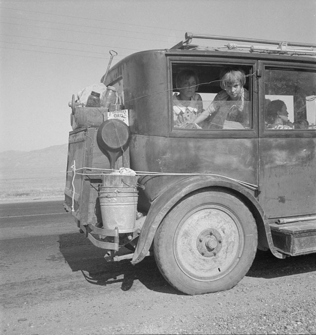 Dorothea Lange. Cars on the Road, August 1936. Library of Congress.