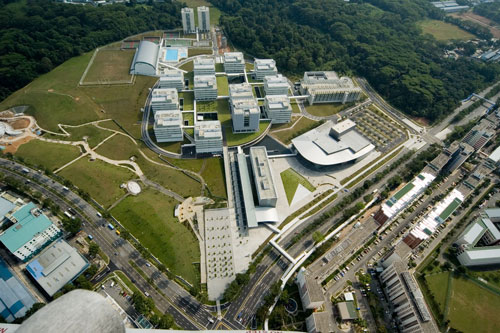 Maki Fumihiko. Republic Polytechnic Campus, Singapore, 2007. Courtesy: Maki and Associates.