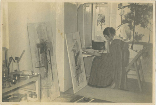 Nasreen at her studio in Bombay at the Bhulabhai Desai Institute, dated 2 November 1960.