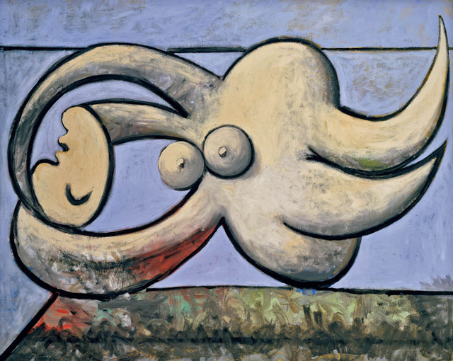 Pablo Picasso. Reclining Nude (Femme nue couchée), 1932. Oil paint on canvas, 130 x 161 cm. Private collection. © Succession Picasso/DACS London, 2017.