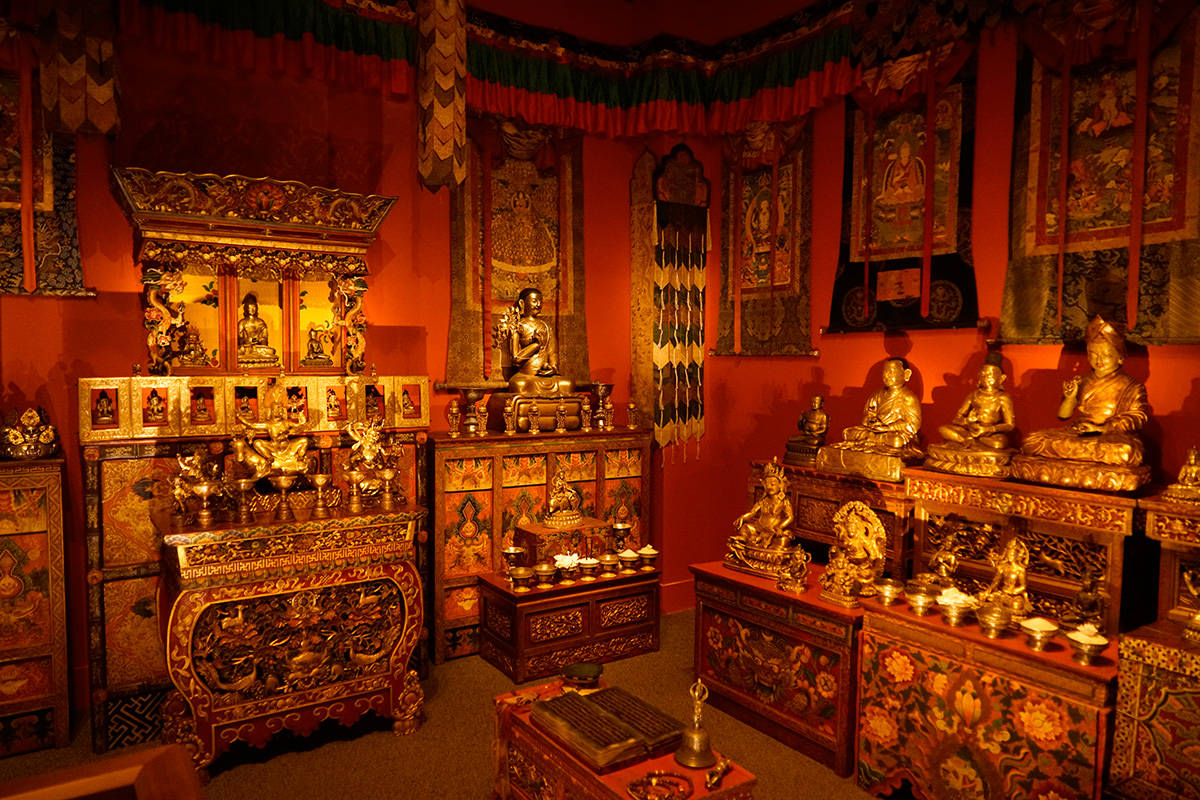 The Tibetan Buddhist Shrine Room from the Alice S. Kandell Collection. Gifts and promised gifts from the Alice S. Kandell Collection to the Arthur M. Sackler Gallery, Smithsonian Institution, Washington, DC. Photograph by Miguel Benavides