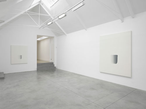 Lee Ufan at Lisson Gallery, London. Installation view featuring the works titled Dialogue. Courtesy the artist and Lisson Gallery. Photograph: Jack Hems.