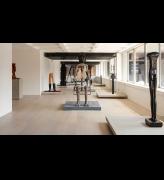 Encounters: Giacometti x Huma Bhabha, installation view, Barbican Art Gallery, 8 May - 10 August 2025. © Max Creasy / Barbican Art Gallery.