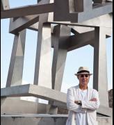 Jedd Novatt with Chaos SAS, 2013. Stainless steel, 440 x 420 x 265 cm. Permanent installation at Pérez Art Museum, Miami.