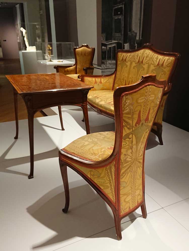 Edward Colonna, Furniture set consisting of table, sofa, armchair and chair, c1899. Collection Paul and Diana Tauchner. Photo: Sabine Schereck.
