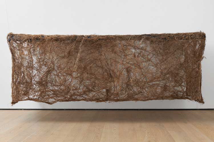 Barbara Levittoux-Świderska. Cuboid [Prostopadłościan], c1980. Glue, synthetic fabric, plastic foil, 95 x 265 x 95 cm. © The Estate of the Artist.