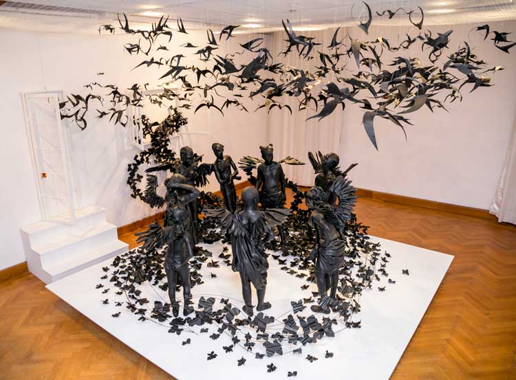 Péju Alatise. Flying Girls, 2016. Fibreglass, metal, resin and black paint. Photo © Péju Alatise.
