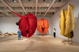 Magdalena Abakanowicz: Every Tangle of Thread and Rope, installation view. © Tate Photography, Madeline Buddo.