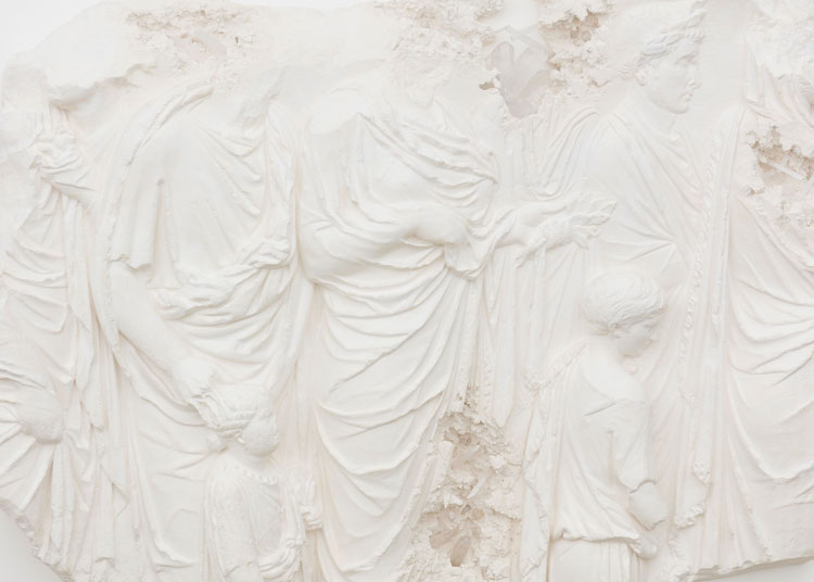 Daniel Arsham, Quartz Eroded Ara Pacis, 2019. Selenite, hydrostone, 120 x 150 x 25 cm. Photo: Claire Dorn. © Courtesy of the artist & Perrotin.