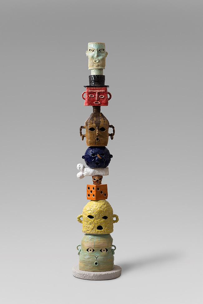 Eric Croes, Totem, Geronimo et Colin, 2018. Glazed ceramic.  Photo: Hugard and Vanoverschelde, courtesy of Sorry We Are Closed Gallery, Brussels.