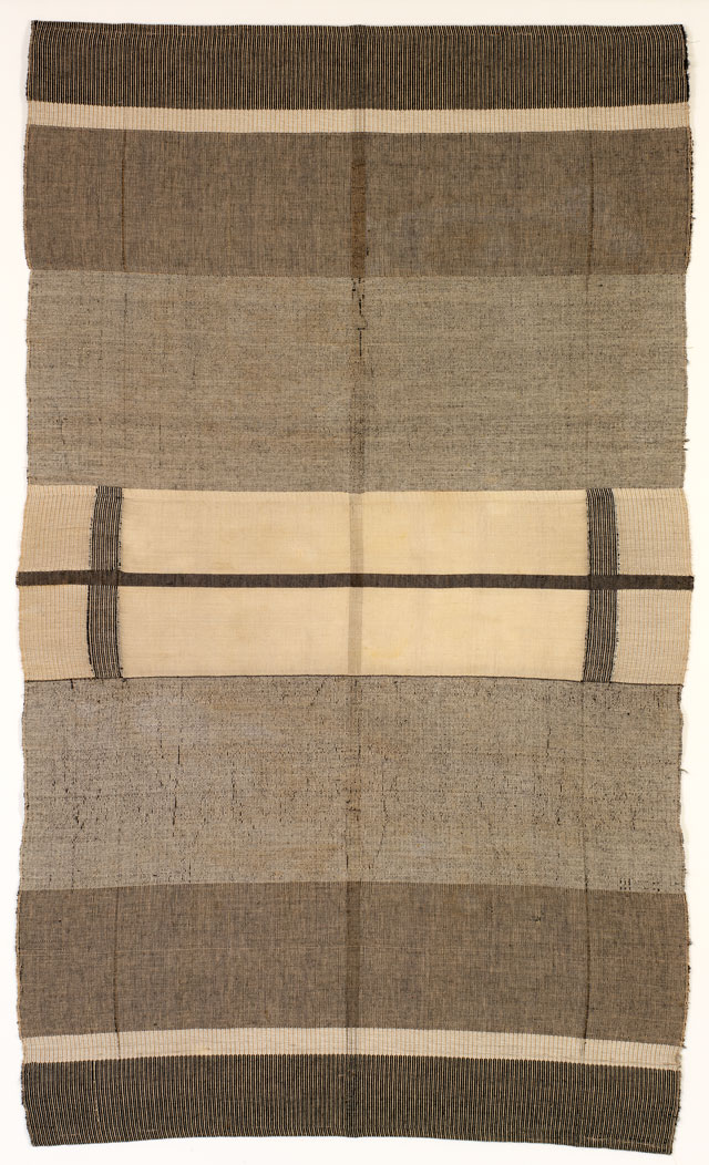 Anni Albers. Wallhanging, 1924. Cotton and silk, 168.3 x 100.3 cm. The Josef and Anni Albers Foundation, Bethany CT. Photograph: Tim Nighswander/Imaging4Art. © The Josef and Anni Albers Foundation, VEGAP, Bilbao, 2017.