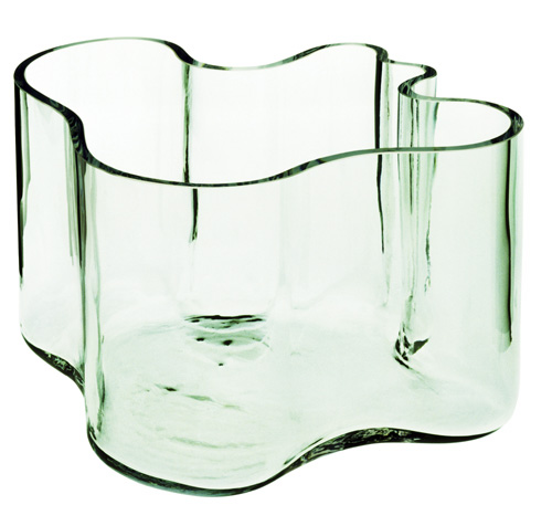 Alvar Aalto. Savoy Vase, 1937 © Iittala