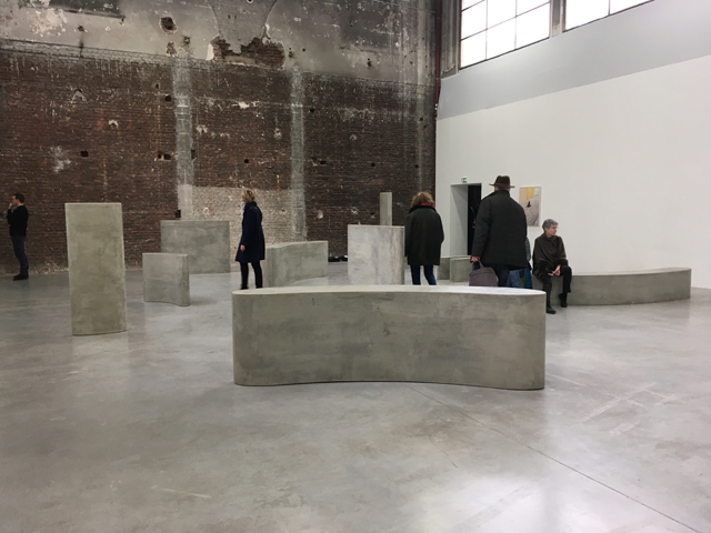 Pedro Barateiro. Rumor (Workers), 2015. Exhibition view, Palais de Tokyo, Paris, 2017. Photograph: Veronica Simpson.