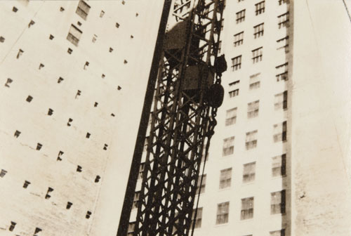 Walker Evans. Untitled. c. 1928. Gelatin silver print. 4 x 6 cm. The Museum of Modern Art, New York. Gift of Dr. Iago Galdston. © 2013 Walker Evans Archive, The Metropolitan Museum of Art.