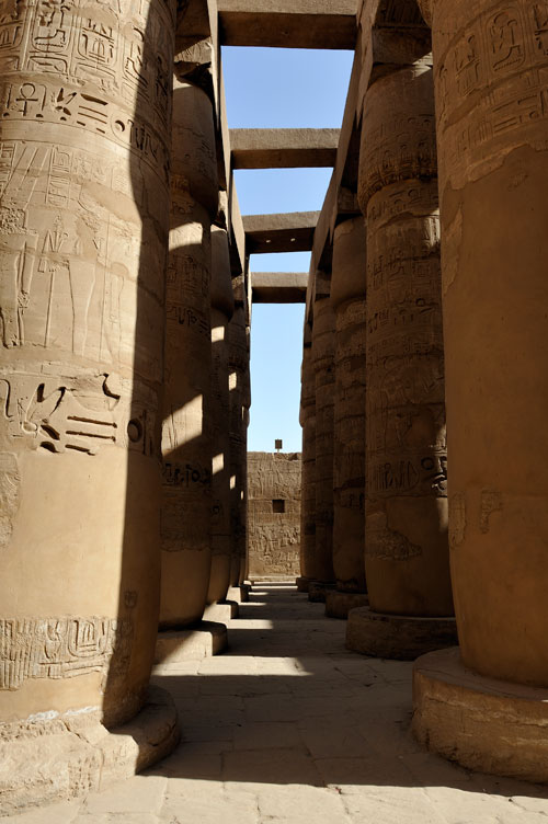 The temple of Amun-Re at Karnak, where Tayesmutengebtiu, also called Tamut, probably served as a priestess. © Vandenbeusch.