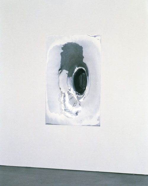 Anish Kapoor. <em>Untitled</em>, 1995. Stainless steel, 140 x 92.6 x 100 cm. Arts Council Collection, Southbank Centre, London. © the artist 2011.