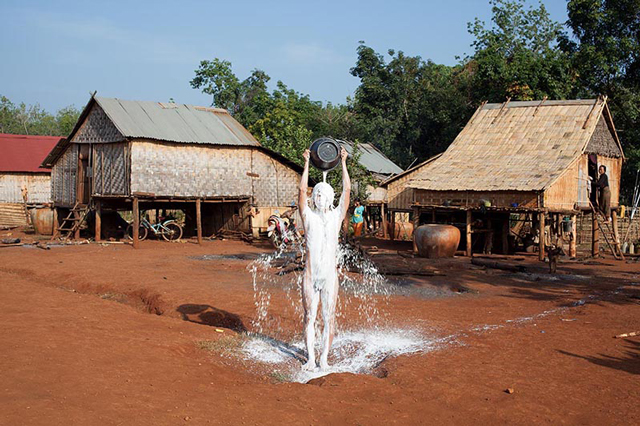 Khvay Samnang. Rubber Man, 2014. Inkjet print on Hahnemühle Photo Rag 308gsm paper, ed.1/3. Queensland Art Gallery | Gallery of Modern Art Foundation. © The artist.