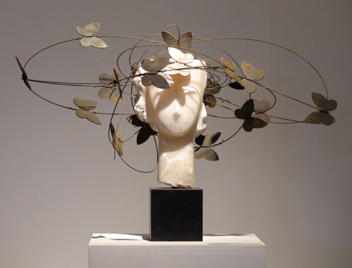 Manolo Valdès. <em>Head VI</em>, 2011. Bronze and iron. 
  Marlborough Gallery. 
  Photograph: Miguel Benavides.