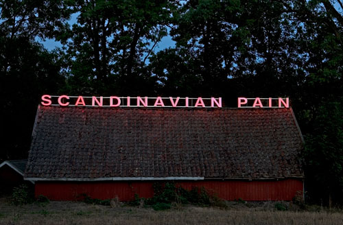 Ragnar Kjartansson. <em>Scandinavian Pain</em>, 2006-12. Neon sign installed in Moss, Norway 2006. Courtesy of the artist, Luhring Augustine and i8 Gallery, Reykjavik.