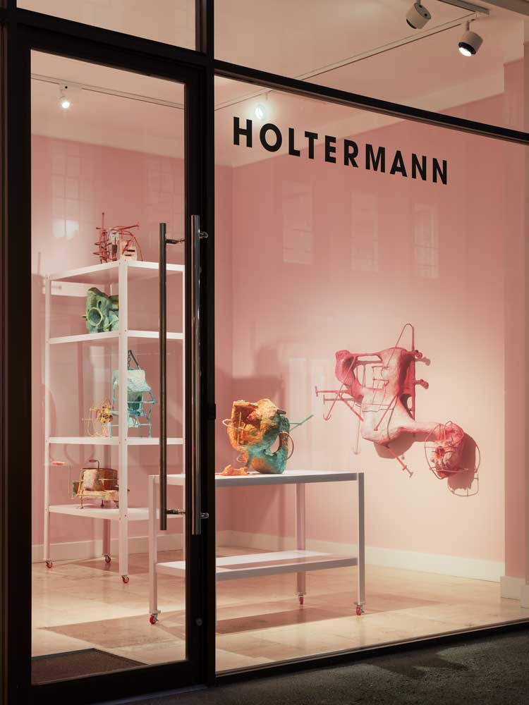 Olivia Bax: Floss, 2024. Solo exhibition at Holtermann Fine Art, London. Photo: Ollie Hammick.