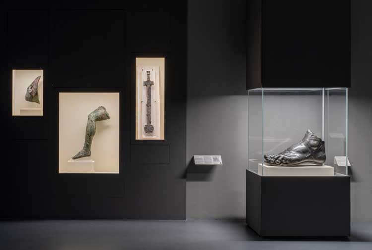 Far right: bronze foot from an equestrian monument to Louis XIV, designed by François Girardon and cast by John Balthazar Keller, c1692-94. Installation view, Broken. The Power of the Fragment, Palazzo Strozzi, Florence, 25 September 2026 – 24 January 2027. Photo: Ela Bialkowska, OKNO Studio.