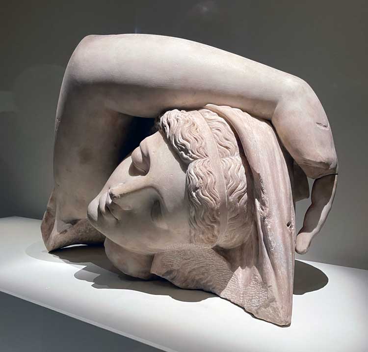 Restored head and right arm of sleeping Ariadne, made in the 1540s to 1580s. Installation view, Broken. The Power of the Fragment, Palazzo Strozzi, Florence. Photo: Veronica Simpson.