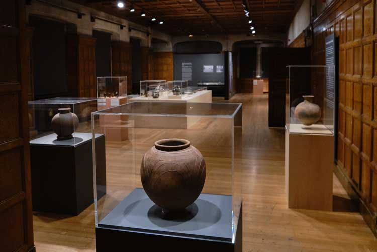 Installation view, Body Vessel Clay: Black Women, Ceramics and Contemporary Art, Two Temple Place, 29 January – 24 April 2022. Image copyright Two Temple Place. Photo: Amit Lennon.