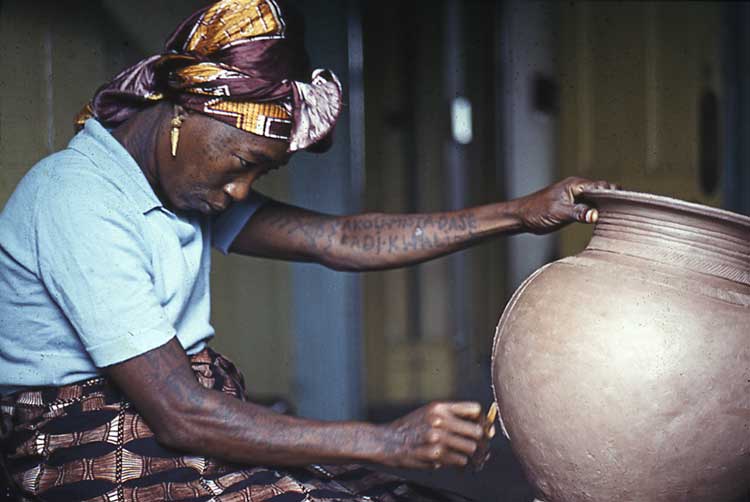 Photograph of Ladi Kwali taken by WA Ismay. Image courtesy of York Museums Trust (York Art Gallery).