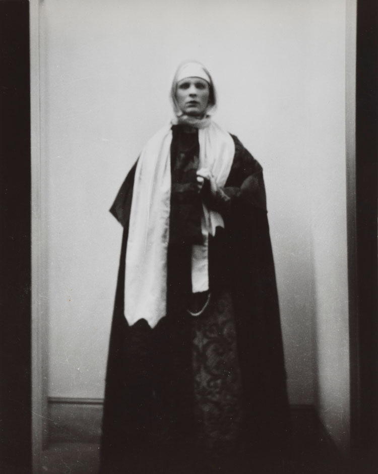 George ‘Dadie’ Rylands as the Duchess of Malfi by Cecil Beaton, 1924. © The Cecil Beaton Studio Archive.