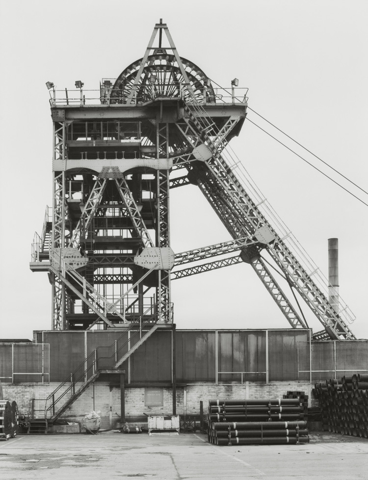 Bernd and Hills Becher. Annesley Colliery, Nottingham, GB, 1997. © Estate Bernd & Hilla Becher, represented by Max Becher, courtesy Die Photographische Sammlung/SK Stiftung Kultur – Bernd und Hilla Becher Archive, Cologne, 2019.