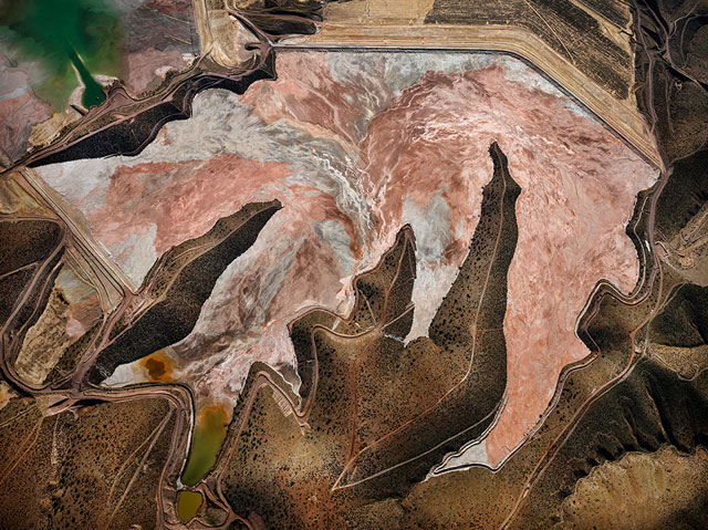 Edward Burtynsky. Morenci Mine #1, Clifton, Arizona, USA 2012. Courtesy Flowers Gallery, London and Metivier Gallery, Toronto.