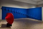 Agostino Bonalumi. Blue abitabile (opera ambiente) [Inhabitable Blue (environmental artwork], 1967. Shaped canvas and vinyl tempera, 300 x 340 cm. Private collection. © ALTO//PIANO – Agostino Osio photography.