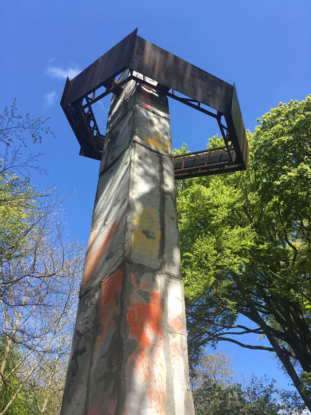 Phyllida Barlow, Quarry, 2018, installation view, Jupiter Artland. Photograph: Veronica Simpson.