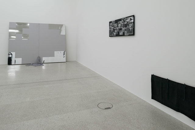 Tom Burr. Surplus of Myself, installation view, Westfälischer Kunstverein, 10 June – 1 October 2017. Photograph: Thorsten Arendt. Courtesy the artist; Galerie Neu, Berlin and Bortolami, New York.