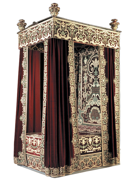 State bed given by Louis XIV to the Swedish Ambasador, Nils Bielke, Paris, before 1682. © The National Museum of Fine Arts, Stockholm.