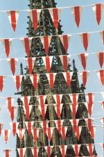 Daniel Buren. <em>Tel un palimpseste ou la métamorphose d'une image (Like a palimpsest or the metamorphosis of an image) </em>work <em>in situ</em>, Sculpture Project, Münster, Germany. June 1997. Detail. © DB & ADAGP.