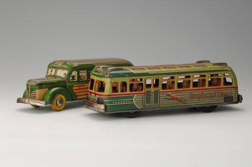 Left: “Noble Bus,” mid-1950s. 12 x 3 3/8 x 3 3/4 in. (30.5 x 8.5 x 9.5 cm). Kaname Sangyo. Right: Greyhound Bus, mid-1950s. 12 5/8 x 3 1/2 x 3 1/2 in. (32 x 9 x 9 cm). Yoku Tanaka Collection. Photos: Tadaaki Nakagawa.