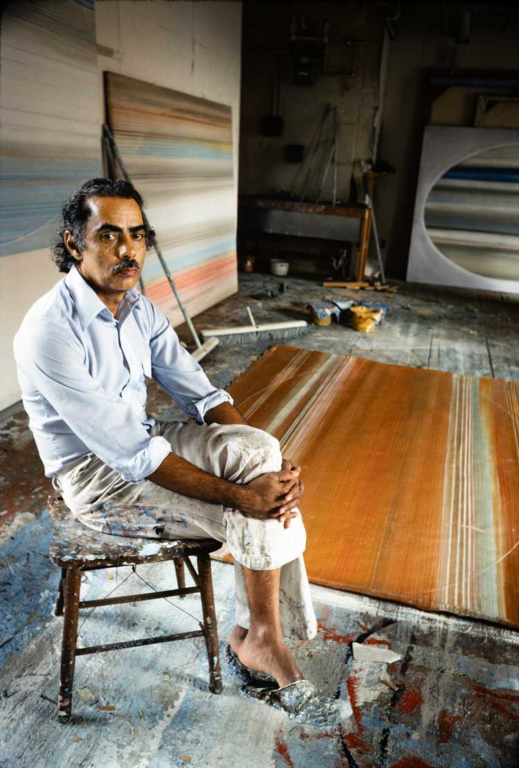 Ed Clark in his New York studio, 1975. © The Estate of Ed Clark. Photo: Dwight Carter.