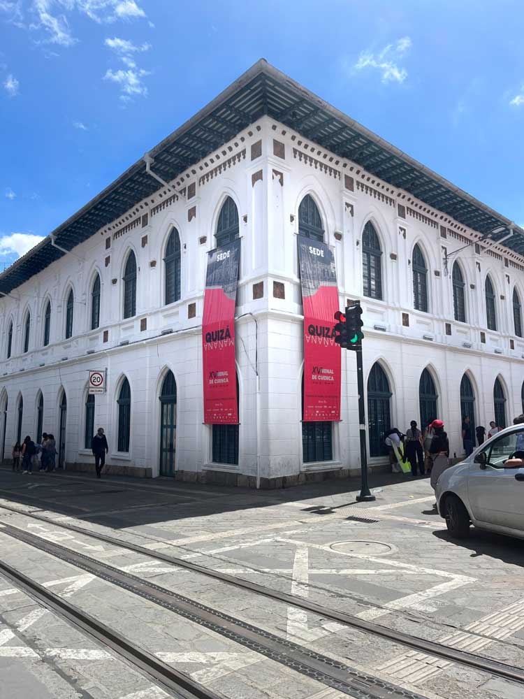 Escuela Central. Venue of the XVI Bienal de Cuenca. Photo: Courtesy of Fundación Municipal Bienal de Cuenca.