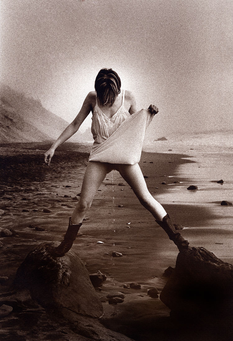 Phyllis Christopher. Terese, Ocean Beach, San Francisco, CA, 1999. Silver gelatin print. © Phyllis Christopher.