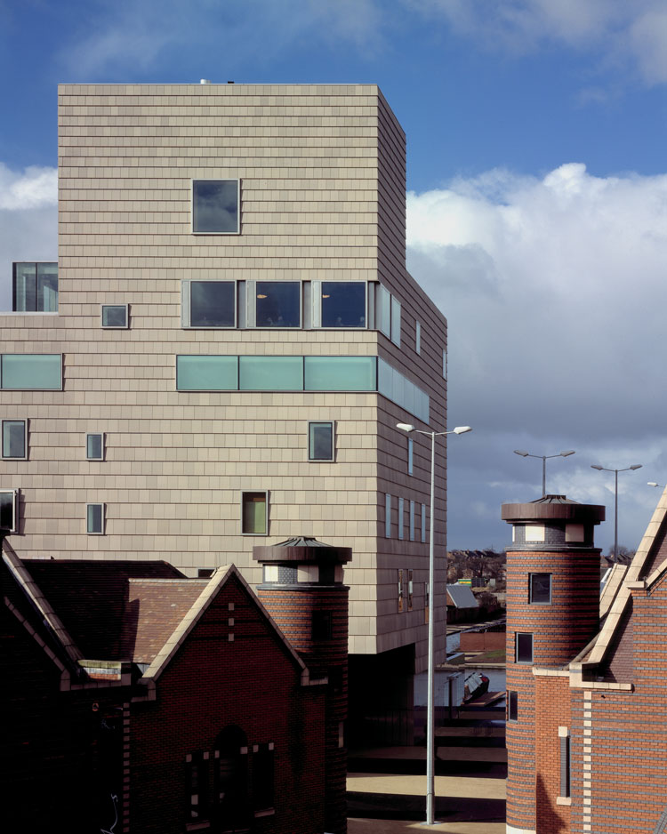 New Art Gallery, Walsall, 2000. Image courtesy Caruso St John Architects.