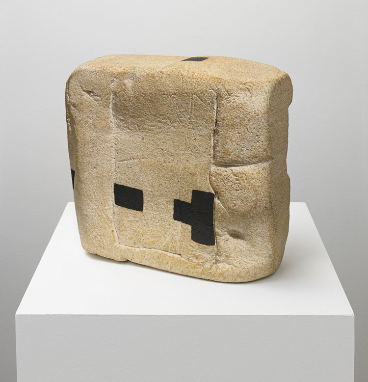 Eduardo Chillida, Oxido G-251 (Earth - Oxide G-251). 1992. Terracotta, copper oxide, 24 x 25 x 12 cm (9 1/2 x 9 7/8 x 4 3/4 in). Photo: Genevieve Hanson. © Zabalaga Leku. San Sebastián, VEGAP (2021). Courtesy of the Estate of Eduardo Chillida and Hauser & Wirth.