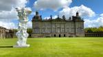 Tony Cragg, Mean Average, 2018. Fibreglass, 620 x 261 x 237cm. Installation view, Houghton Hall, Norfolk, 2021. Photo: Martin Kennedy.