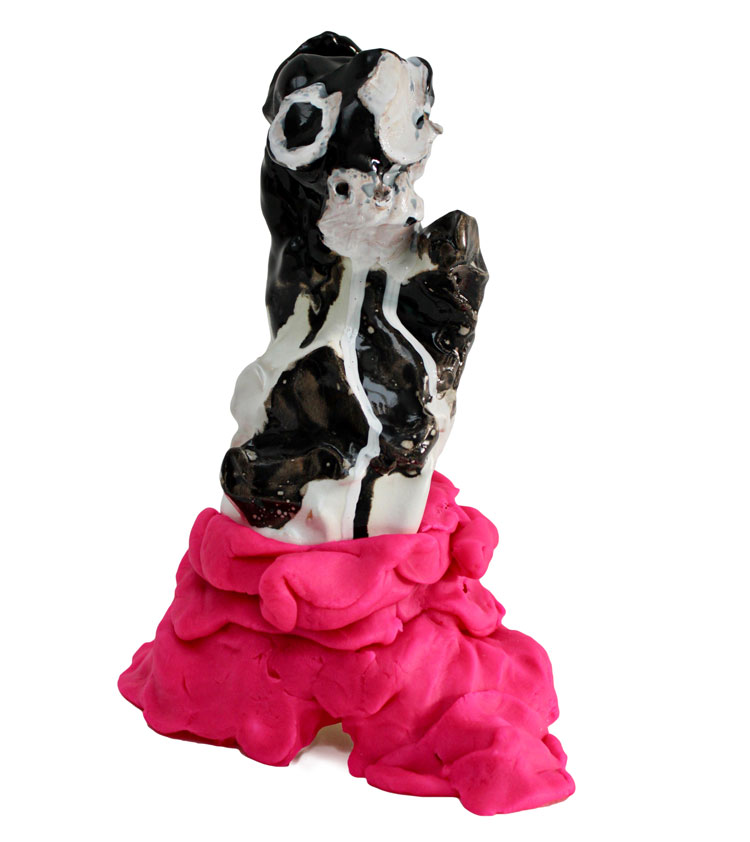 Kelly Sweeney, Chump Elder, 2019. Ceramic and modelling clay, 22 cm high. © Kelly Sweeney.