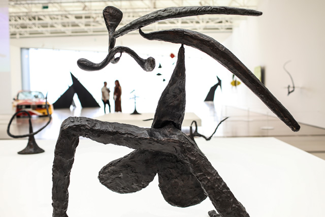 Calder Stories, installation view, Centro Botín. Photo: Belén de Benito.
