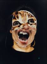 Ann egret Soltau, GRIMA - Selbst mit Katze (der Schrei) / GRIMA - self with cat (the scream), 1986. C-print, 120 x 90 cm. Richard Saltoun Gallery, London (ANS035).