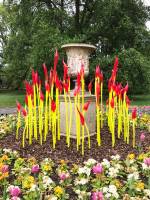 Dale Chihuly. Paintbrushes, blown glass, 1997. Royal Botanic Gardens, Kew, London 2019. Photo: Anna McNay.