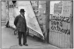 Henri Cartier-Bresson. Rue de Vaugirard, Paris, France, mai 1968. Collection Fondation Henri Cartier-Bresson, Paris
© Henri Cartier-Bresson / Magnum Photos, courtesy Fondation Henri Cartier-Bresson.